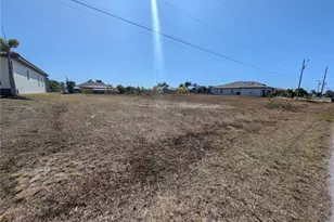 1910 SW 30th Terrace, Cape Coral, FL 33914 - Photo 5