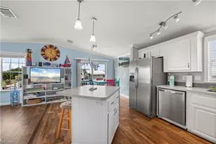 2634 Coco Plum Dr, Matlacha, FL 33993 - Photo 9