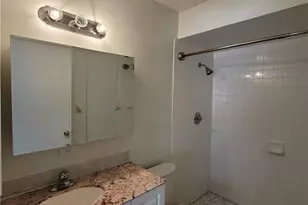 931 SE 23rd Pl, Cape Coral, FL 33990 - Photo 13