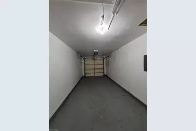 931 SE 23rd Pl, Cape Coral, FL 33990 - Photo 17