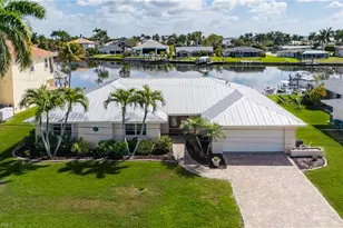 5319 Malibu Ct, Cape Coral, FL 33904 - Photo 3