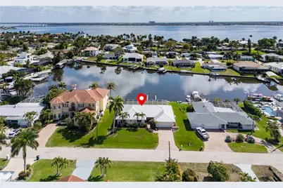 5319 Malibu Ct, Cape Coral, FL 33904 - Photo 1