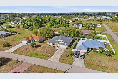 3622 NE 18th Pl, Cape Coral, FL 33909 - Photo 47