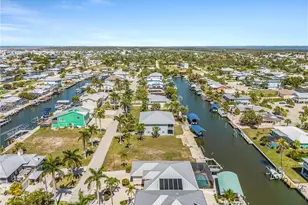 2224 Date St, Saint James City, FL 33956 - Photo 13