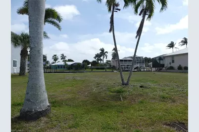 2224 Date St, Saint James City, FL 33956 - Photo 3