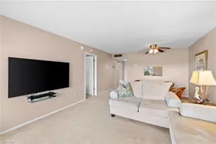 6220 Augusta Dr, Fort Myers, FL 33907 - Photo 11