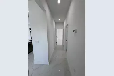 724 Kari Cir, Lehigh Acres, FL 33974 - Photo 17