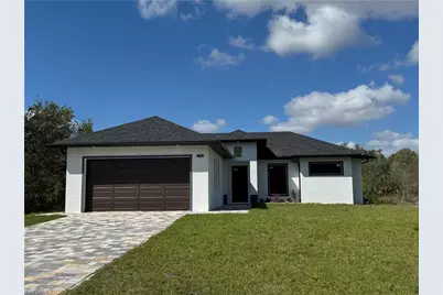 724 Kari Cir, Lehigh Acres, FL 33974 - Photo 1