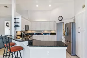 905 NW 28th Pl, Cape Coral, FL 33993 - Photo 9