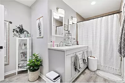 19180 Four Wheel Dr, North Fort Myers, FL 33917 - Photo 17