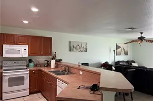 1333 SE 8th Ave, Cape Coral, FL 33990 - Photo 7