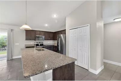 6023 Thrush Ave, Fort Myers, FL 33905 - Photo 13