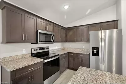 6023 Thrush Ave, Fort Myers, FL 33905 - Photo 11