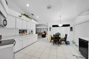 2041 SE 16th St, Cape Coral, FL 33990 - Photo 25