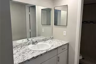 3705 Country Club Blvd, Cape Coral, FL 33904 - Photo 9