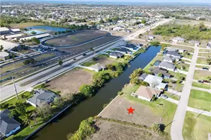 2102 SW 15th Terrace, Cape Coral, FL 33991 - Photo 11