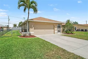 1921 SE 8th Terrace, Cape Coral, FL 33990 - Photo 3
