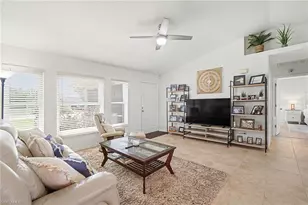 1921 SE 8th Terrace, Cape Coral, FL 33990 - Photo 5