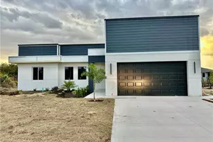 3004 Iris Cir, Labelle, FL 33935 - Photo 1