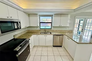 233 S Cypress St, Labelle, FL 33935 - Photo 9