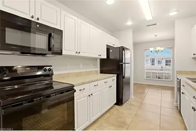 2607 30th St SW, Lehigh Acres, FL 33976 - Photo 3