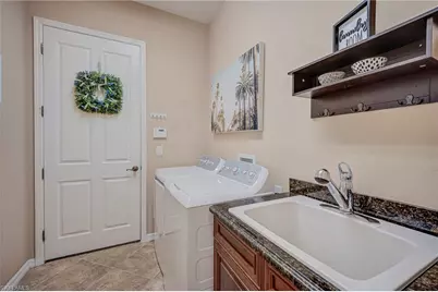 8601 Mercado Ct, Fort Myers, FL 33912 - Photo 23