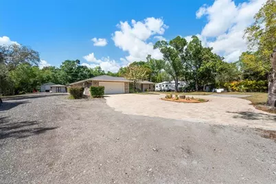 15710 Shamrock Dr, Fort Myers, FL 33912 - Photo 9