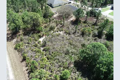 1034 Card St E, Lehigh Acres, FL 33974 - Photo 7