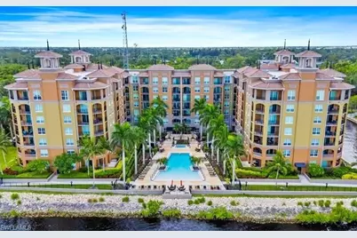 2825 Palm Beach Blvd #409, Fort Myers, FL 33916 - Photo 1