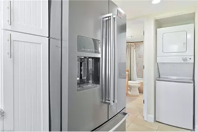 5530 Trailwinds Dr #726, Fort Myers, FL 33907 - Photo 9