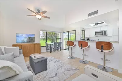 5530 Trailwinds Dr #726, Fort Myers, FL 33907 - Photo 1