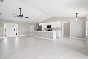 1818 NE 10th Pl, Cape Coral, FL 33909 - Photo 5