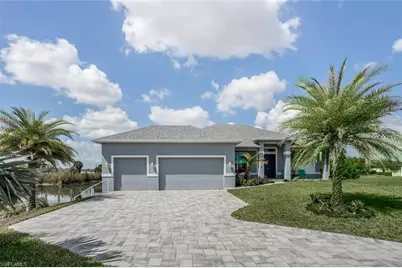 2714 NE 20th Ct, Cape Coral, FL 33909 - Photo 3