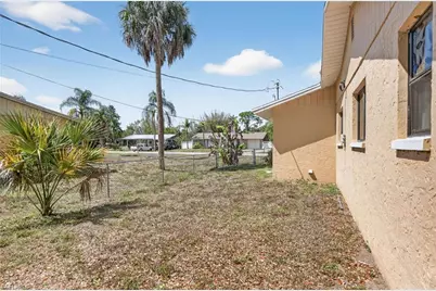 1938 Flamingo Dr, North Fort Myers, FL 33917 - Photo 31
