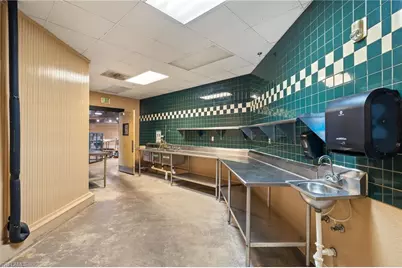 17650 San Carlos Blvd, Fort Myers Beach, FL 33931 - Photo 15