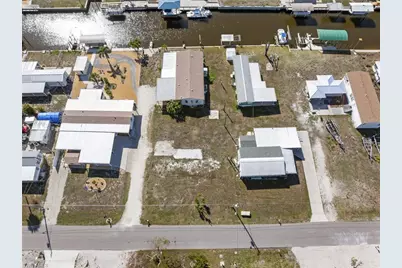 4987 Flamingo Dr, Saint James City, FL 33956 - Photo 5