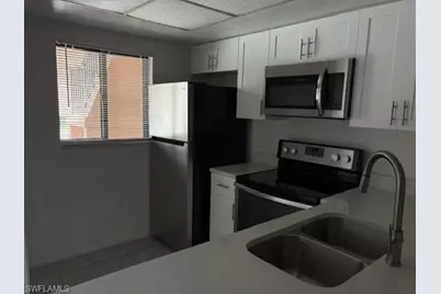 2700 Park Windsor Dr #707, Fort Myers, FL 33901 - Photo 7