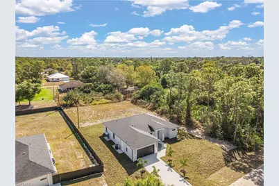 406 Lincoln Ave, Lehigh Acres, FL 33972 - Photo 23