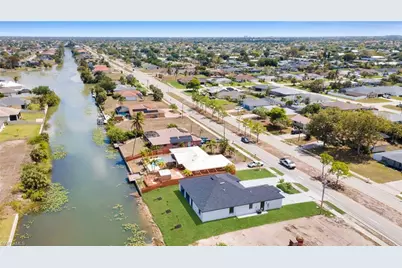 613 Gleason Pkwy, Cape Coral, FL 33914 - Photo 45