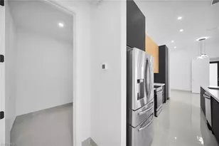 613 Gleason Pkwy, Cape Coral, FL 33914 - Photo 17