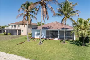 11005 Lakeland Cir, Fort Myers, FL 33913 - Photo 19