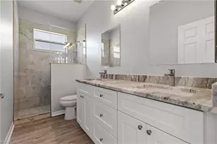 11005 Lakeland Cir, Fort Myers, FL 33913 - Photo 31