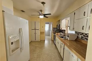 1514 Markdale St E, Lehigh Acres, FL 33936 - Photo 3