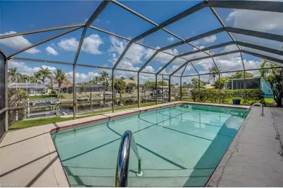 1633 SE 39th Ter, Cape Coral, FL 33904 - Photo 33