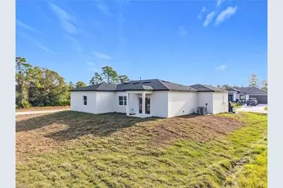 336 Hermosa Ave, Lehigh Acres, FL 33974 - Photo 31