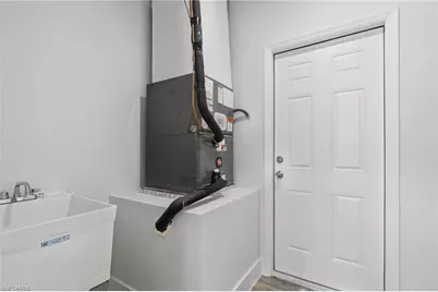 325 Hermosa Ave, Lehigh Acres, FL 33974 - Photo 29