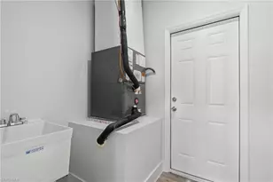 325 Hermosa Ave, Lehigh Acres, FL 33974 - Photo 29