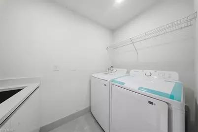 911 Cleveland Ave, Lehigh Acres, FL 33972 - Photo 17