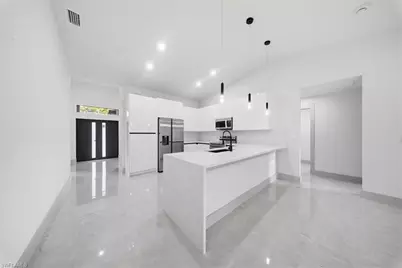 911 Cleveland Ave, Lehigh Acres, FL 33972 - Photo 29