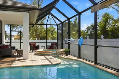 2104 NE 9th Pl, Cape Coral, FL 33909 - Photo 39